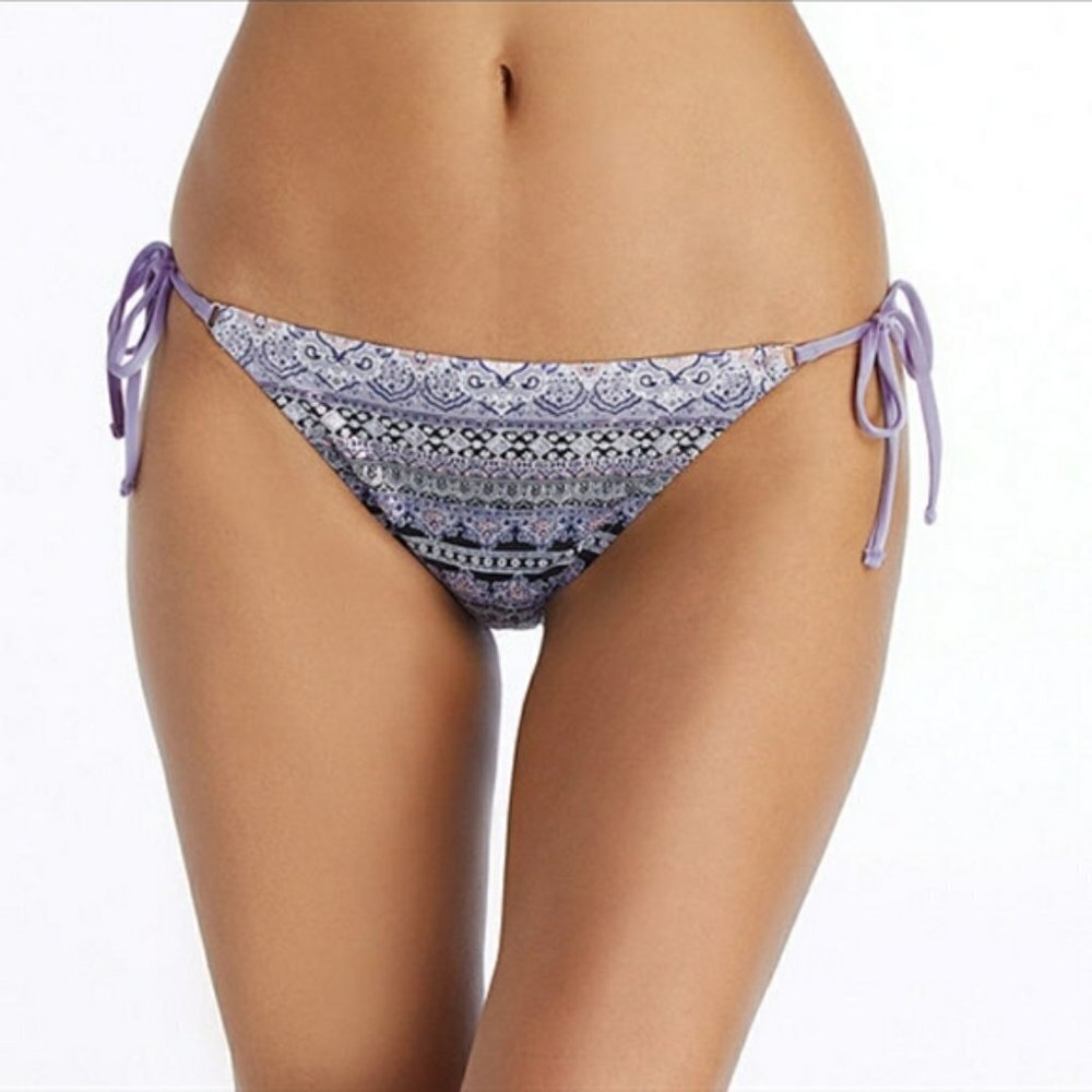 NEW AMBRIELLE Geo Linear String Bikini Bottom Sz. M